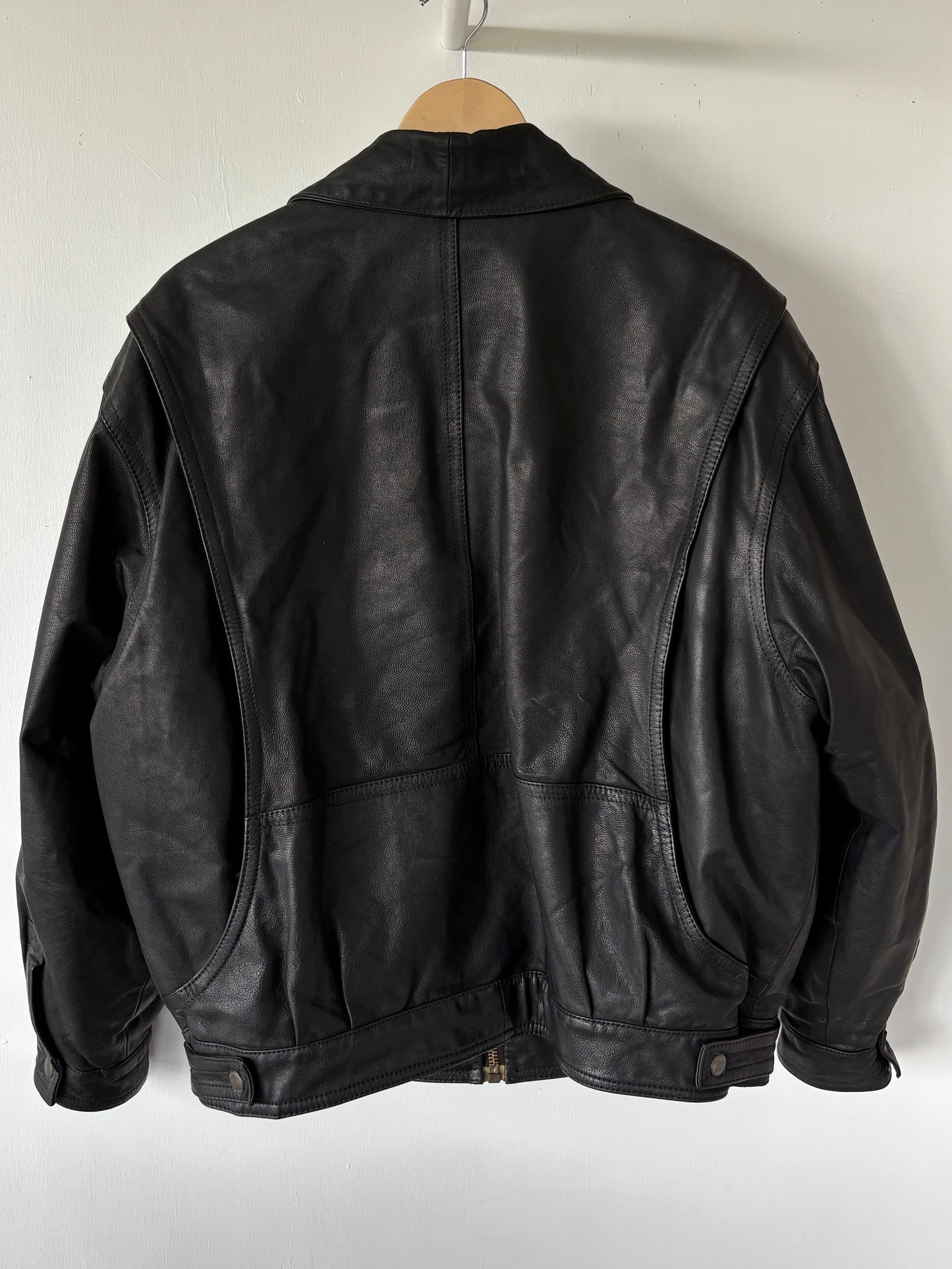 M - VINTAGE LEATHER JACKET