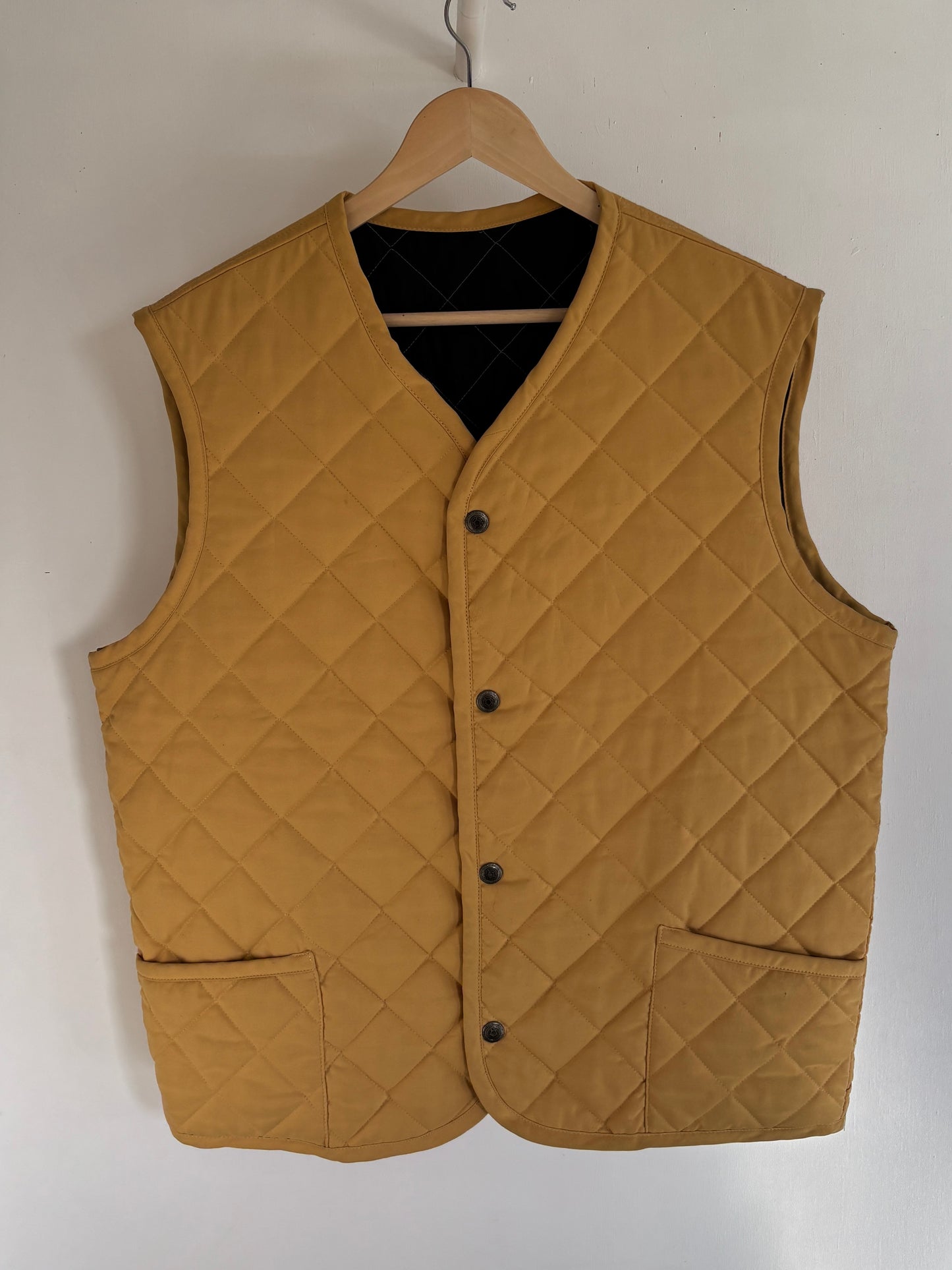 L - VINTAGE QUILTED VEST