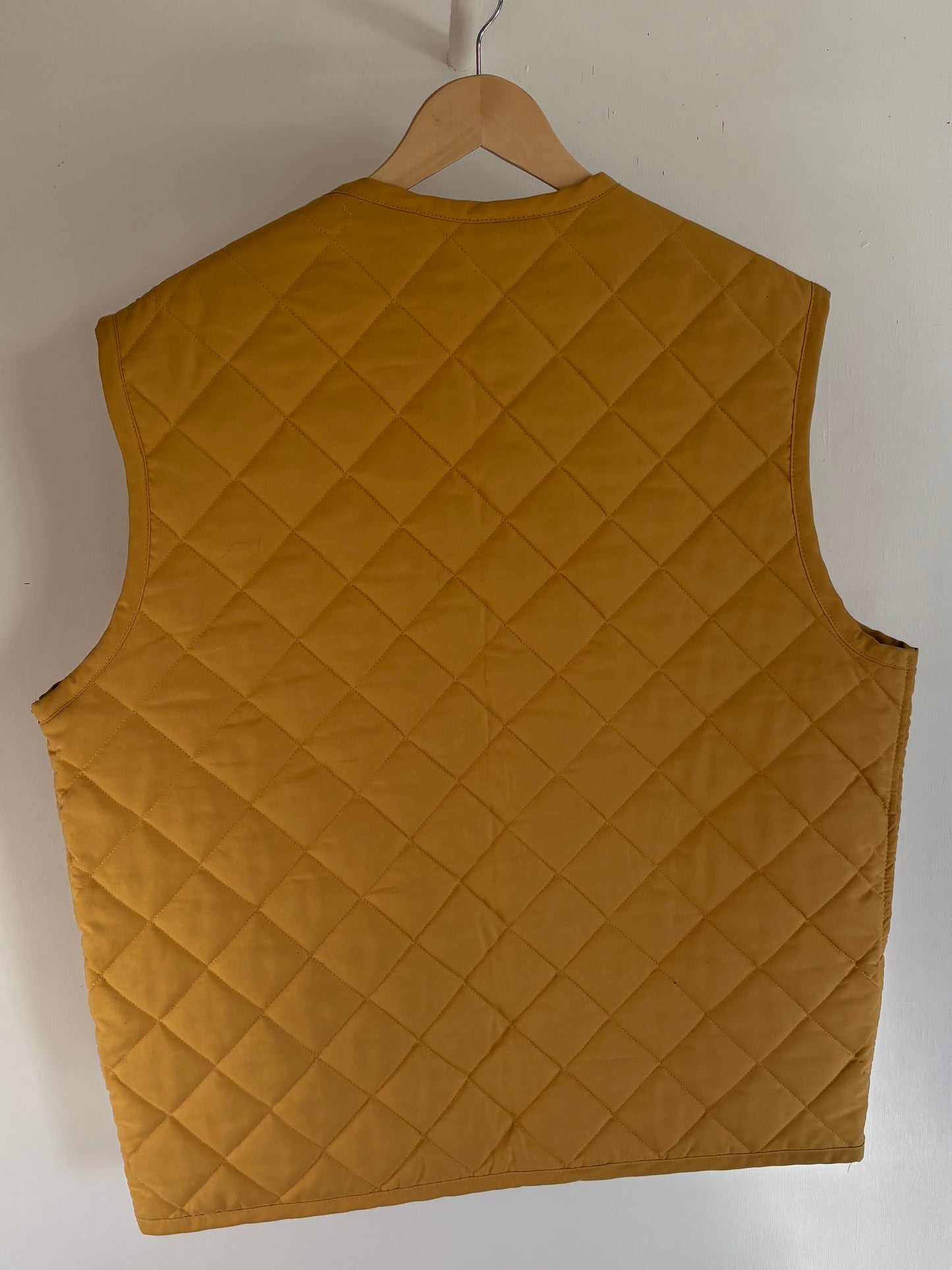 L - VINTAGE QUILTED VEST